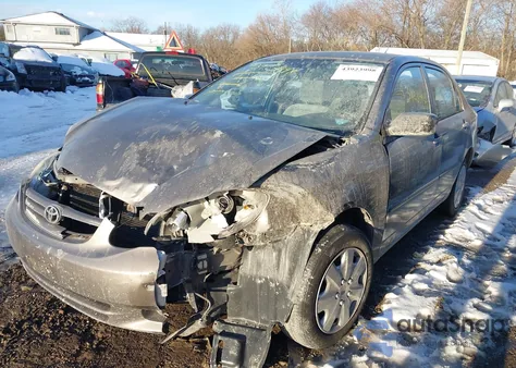 2003 Toyota Corolla Ce z USA, uszkodzony, nr VIN 1NXBR32E93Z070534